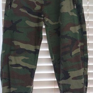 TNA camo women's pants